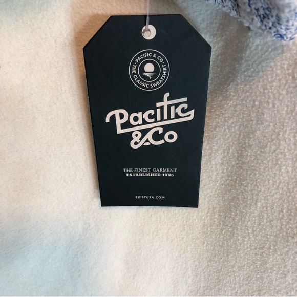 Pacific&Co Oversized Crewneck Long Sleeve Top Groovy Babe Barbie pink Sz Small - Picture 8 of 11